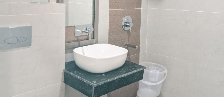 Luxury Cottage Pool Side