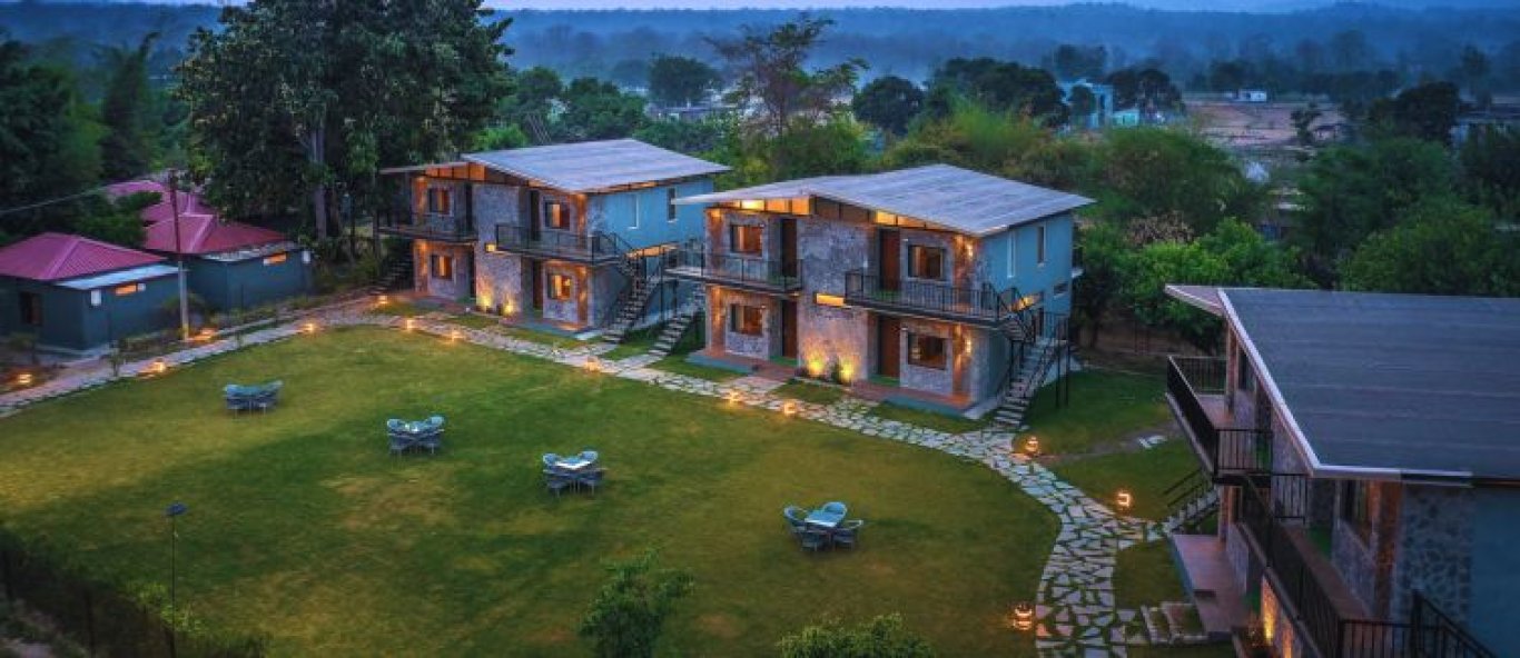  Corbett Machaan Resort 