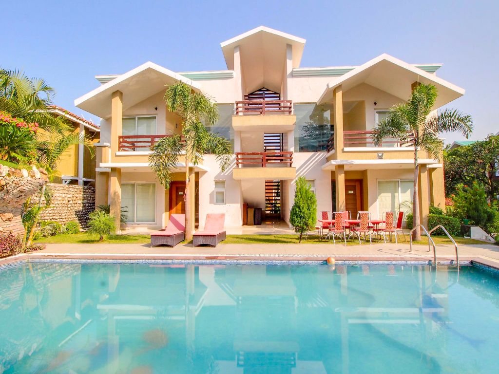 Maulik Mansion Resort