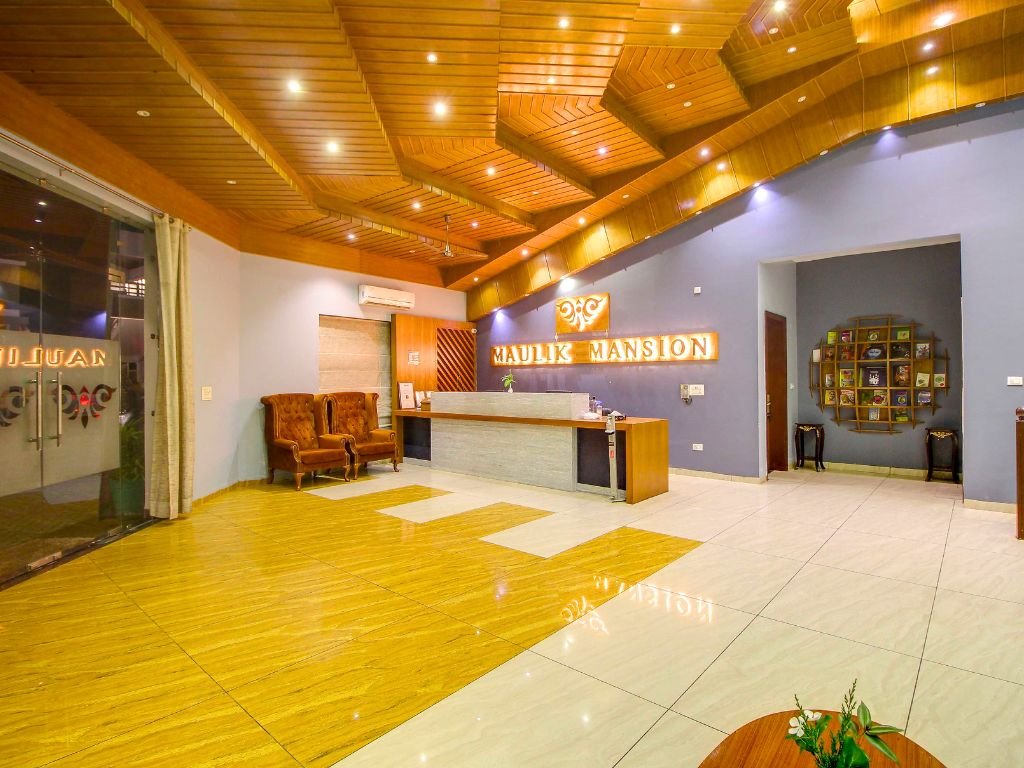 Maulik Mansion Resort