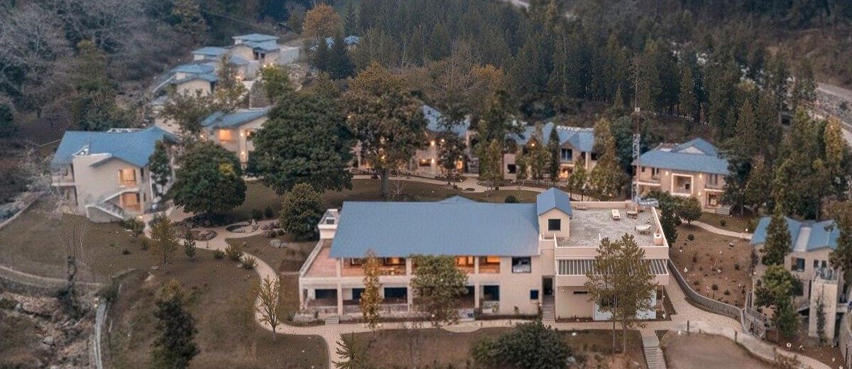 Vana Retreat Corbett