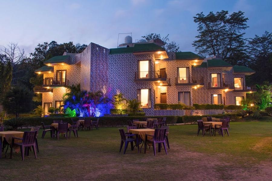 Deluxe Resorts in Corbett