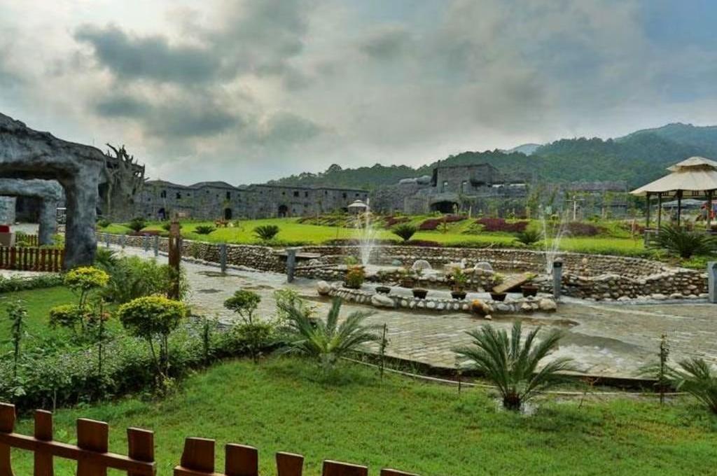 Brys Caves Resort Corbett