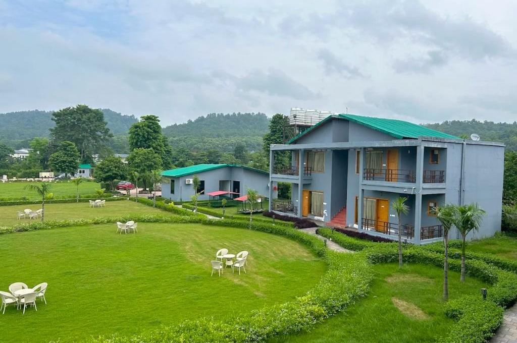 Corbett Wild River Resort