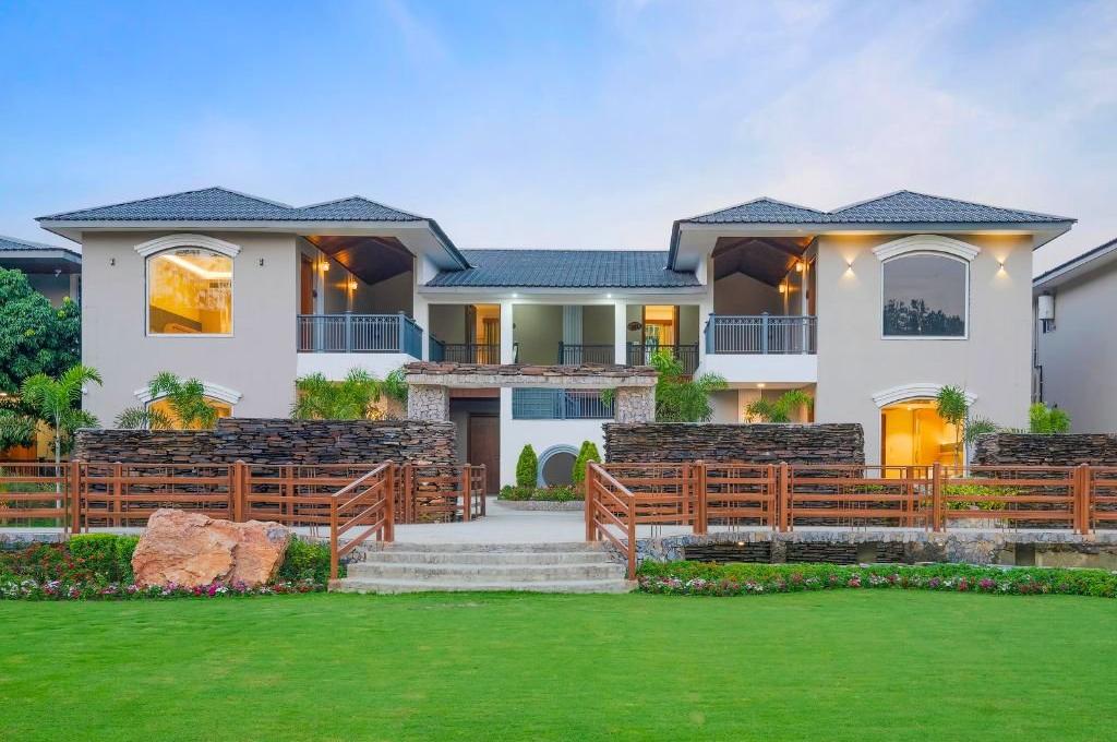 Excel Hotels & Resorts Kotabagh