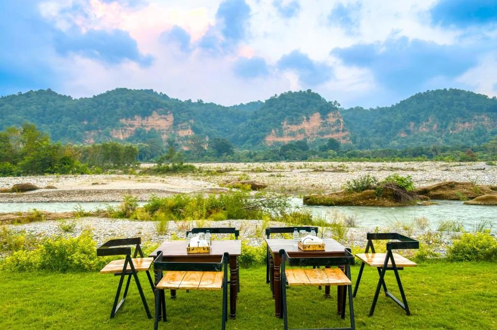 Manu Maharani Resort Corbett