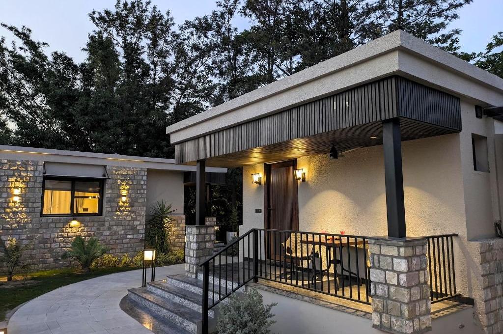 The Golden Tusk Resort Corbett 