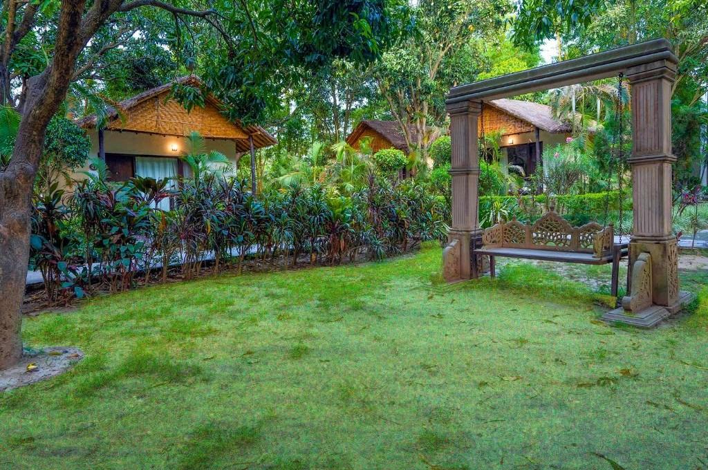 WILD IRIS RESORT & SPA