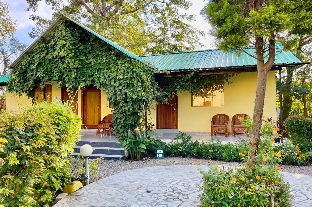  Xomotel Corbett Aura Resort 