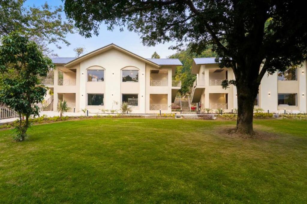 Vana Retreat Corbett