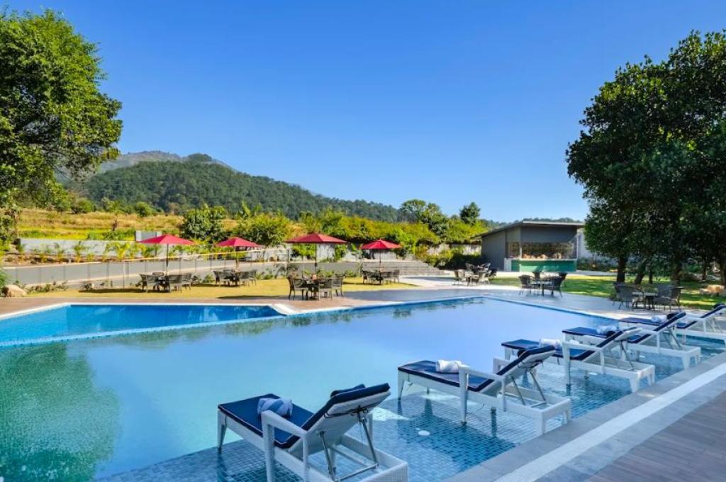 Vandhara Sarovar Premiere Corbett