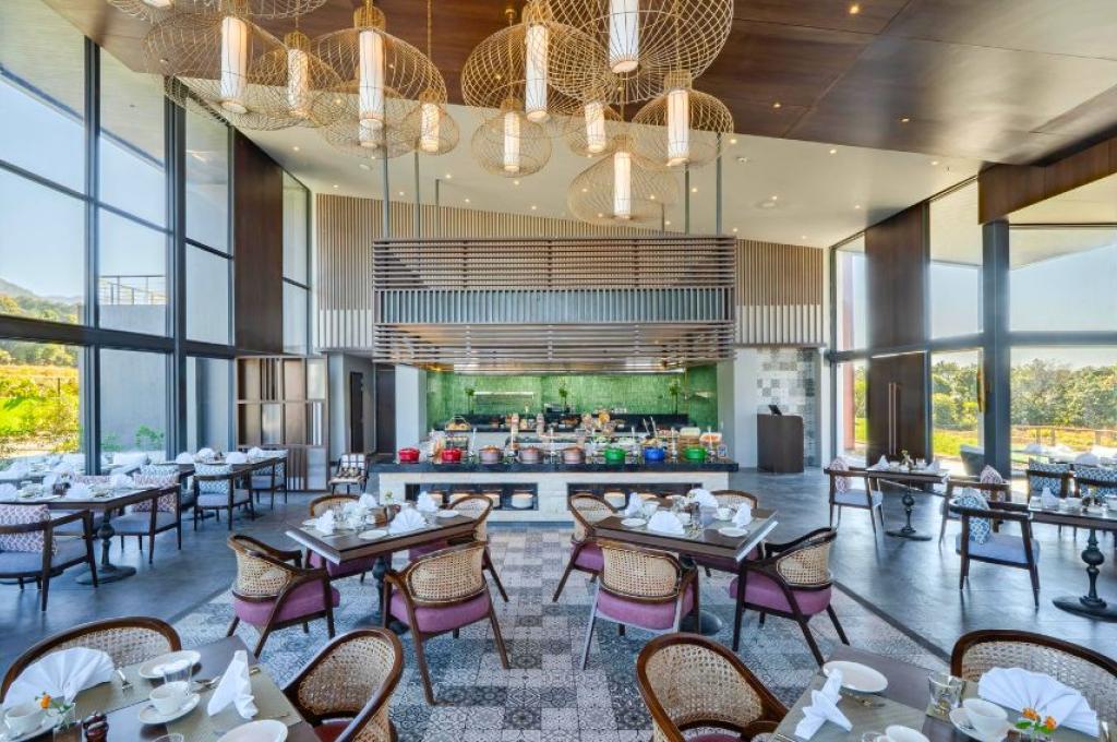 Vandhara Sarovar Premiere Corbett 